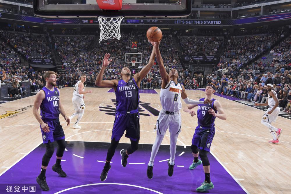 在强调球感 在强调球感