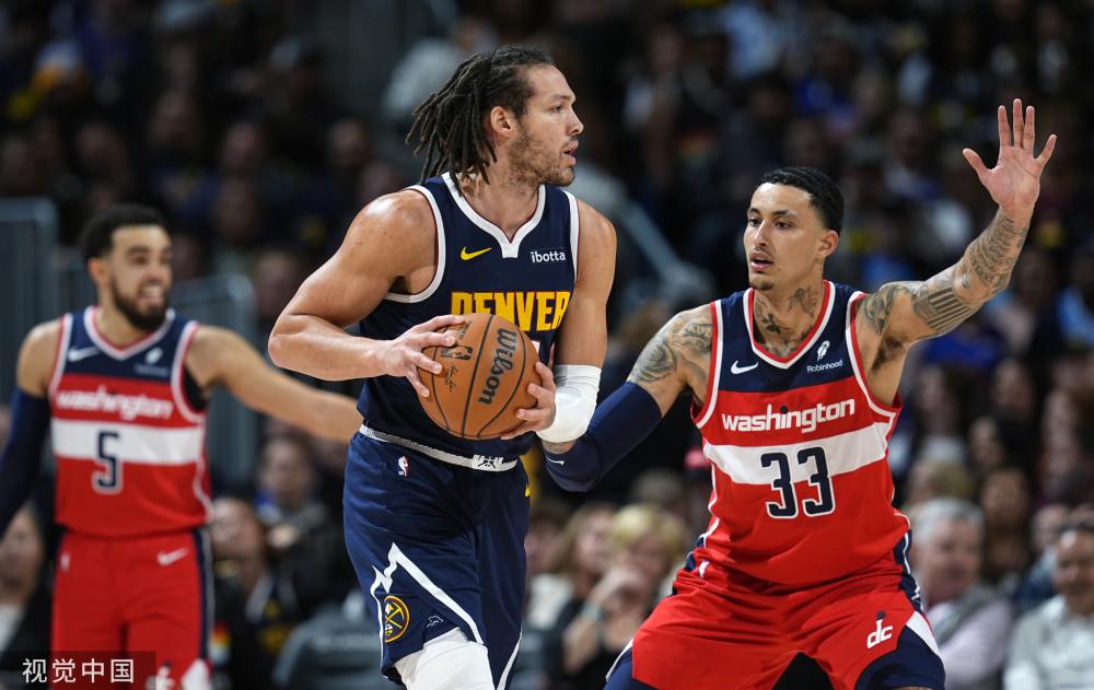 是衣服上的 是衣服上的