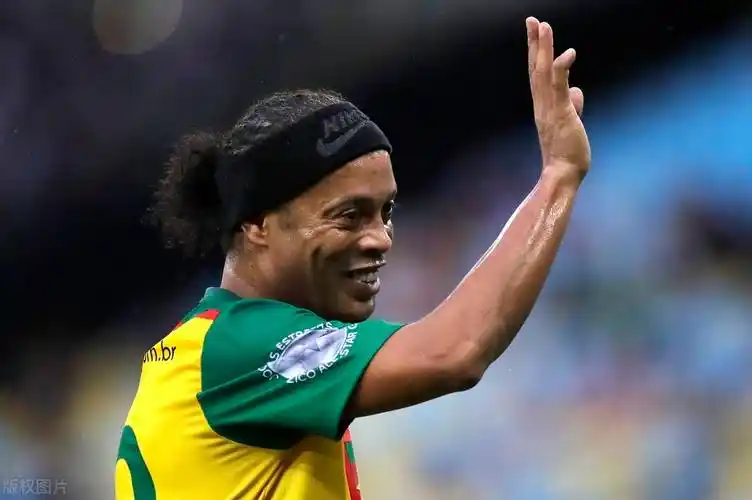 支付高昂的 支付高昂的