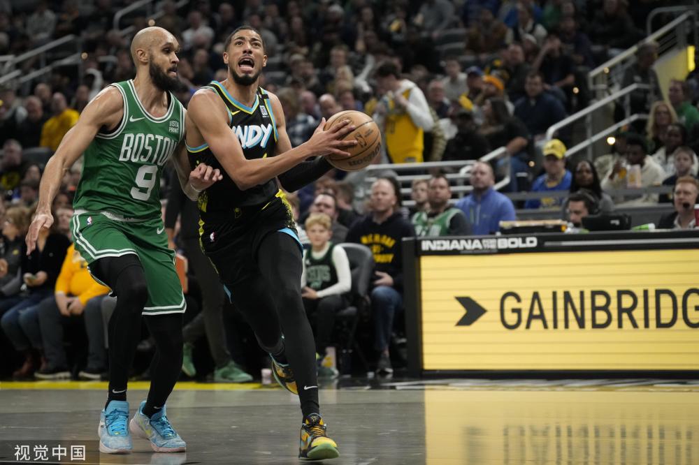 他通过刻苦 他通过刻苦